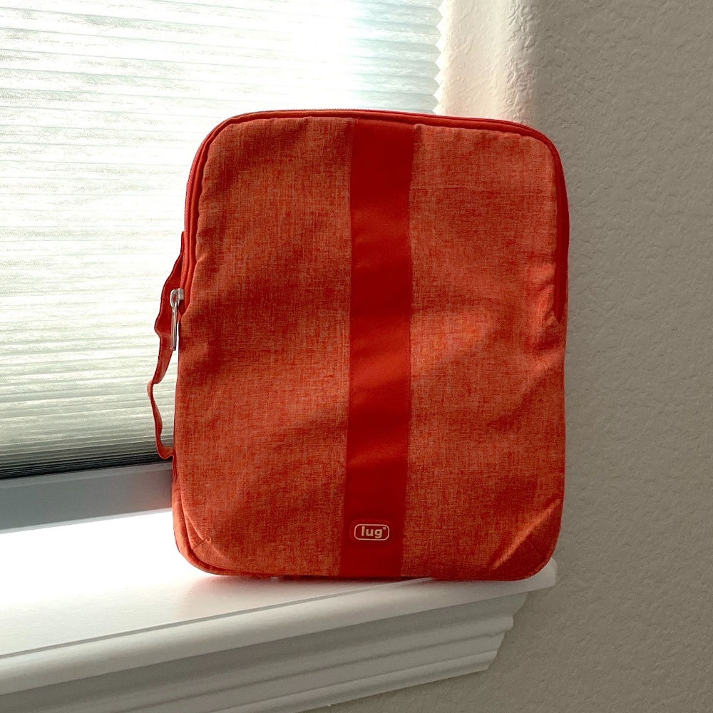 NWOT lug Slingshot in Heather Orange